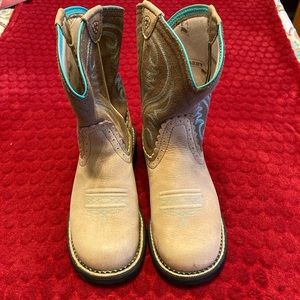 Ariat Western Cowboy Fatboy Ankle Boots Women’s 7.5. Worn a few times.